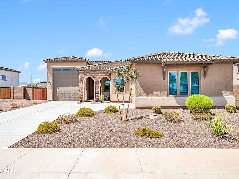 17234 W ROYAL PALM Road photo 2