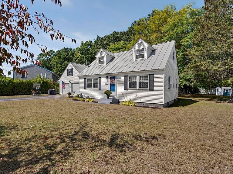 101 Manor Road photo 2
