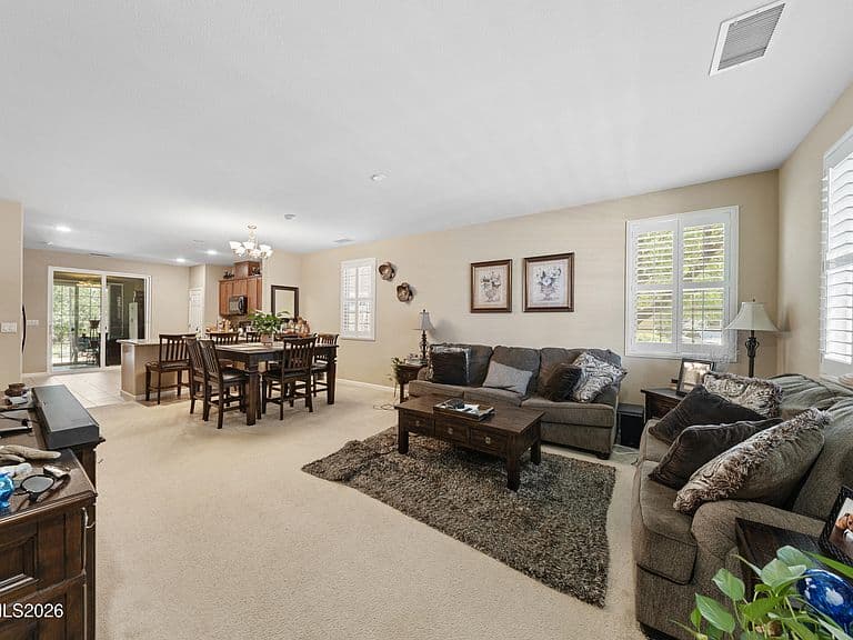 11099 Colton Dr photo 3