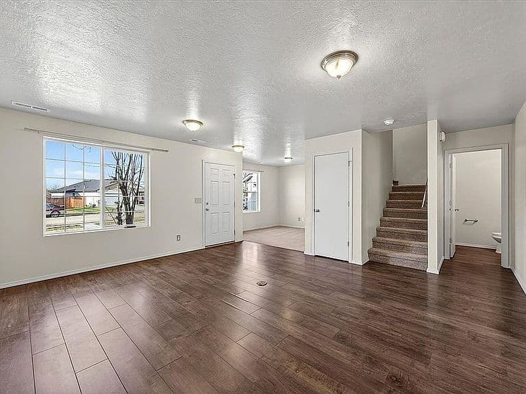 4282 S Mitman Way photo 4