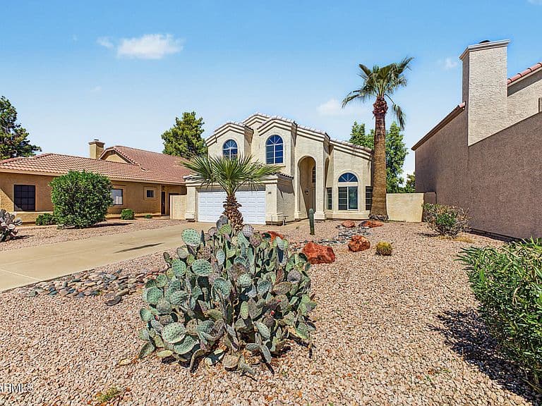 180 S WILLOW CREEK Street photo 3