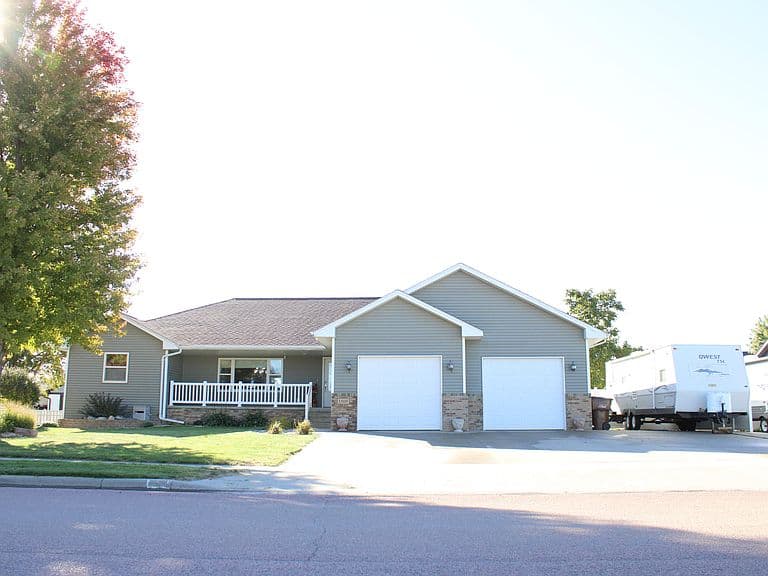 1509 Kemper Ave photo 1
