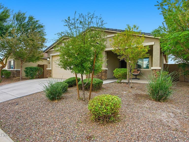 21359 W ALVARADO Road photo 2