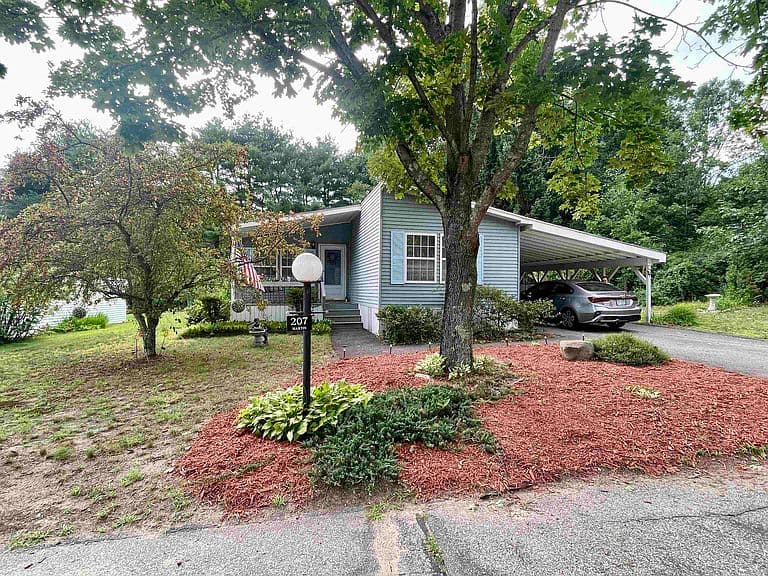 207 Donald Drive photo 3
