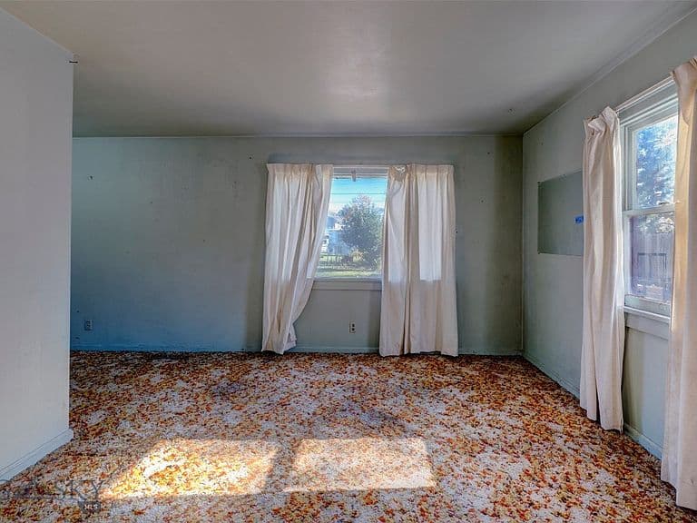 108 N Davis St photo 5