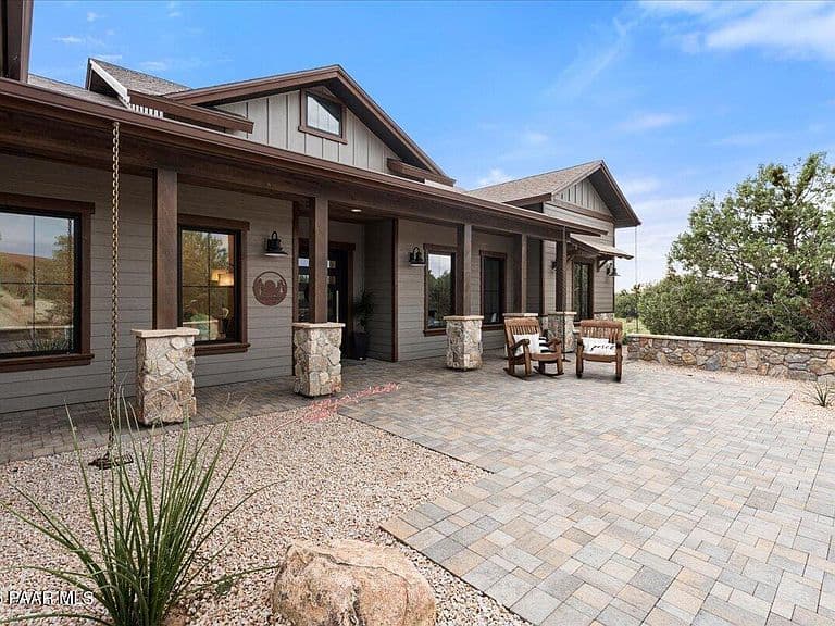 5375 W Meem Ln photo 2