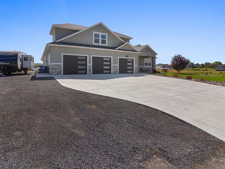 2547 E 3769 N photo 4
