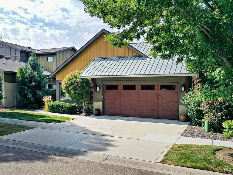 1257 E Lone Shore Dr photo 3