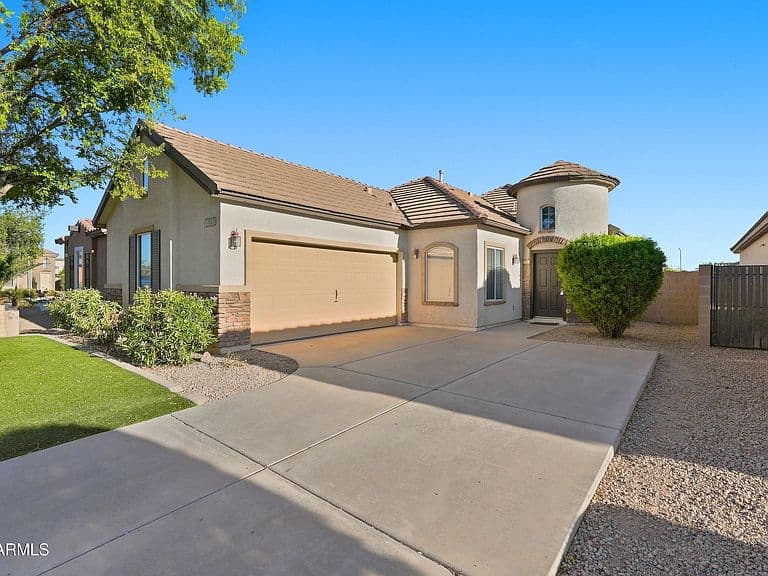 14843 W SHAW BUTTE Drive photo 2