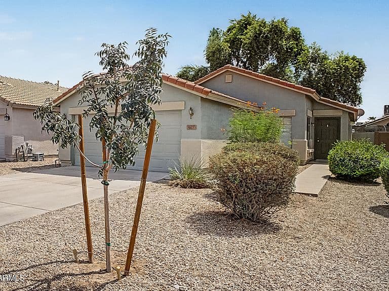 967 E MONTELEONE Street photo 4