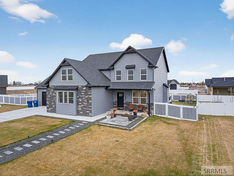 14946 Hamilton Ln photo 1