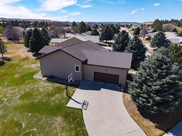 3459 Willowbend Rd photo 2