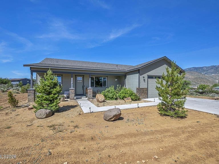 3678 Summer Hill Dr photo 2