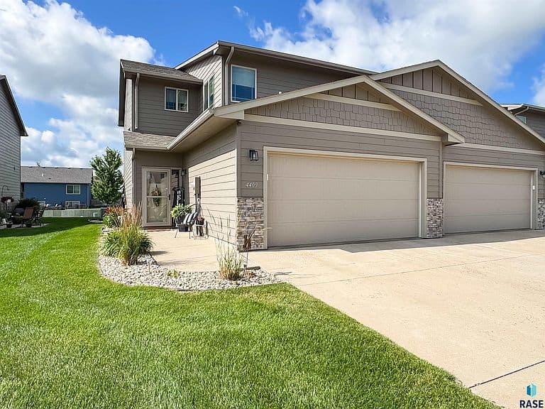 4409 W Townsley Pl photo 1