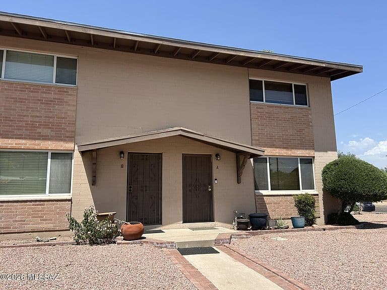 905 N Venice Ave APT A photo 1