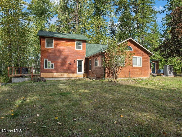 3596 Upper Pack River Rd photo 3