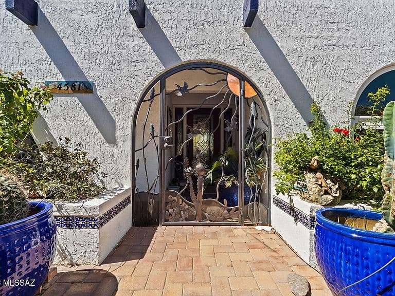 4581 N Avenida Del Cazador photo 4