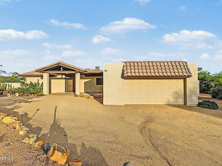 12241 E PALOMINO Road photo 5