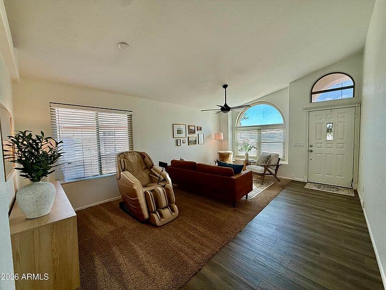 434 S TANINA Street photo 4