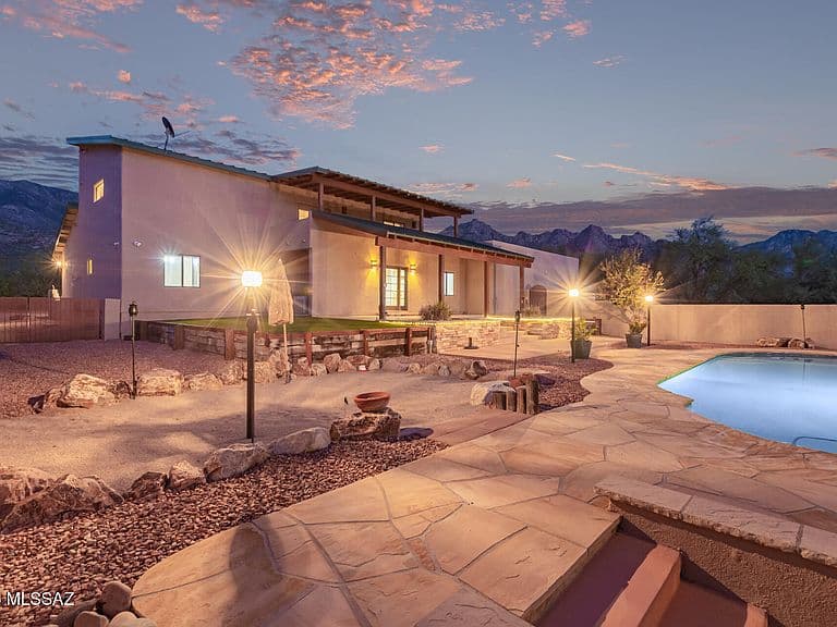 5100 E Golder Ranch Dr photo 3