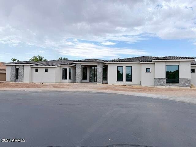 4307 E CAPRICORN Place photo 1
