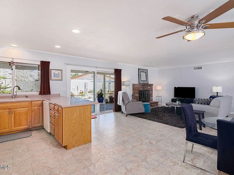 4302 E SAN GABRIEL Avenue photo 4