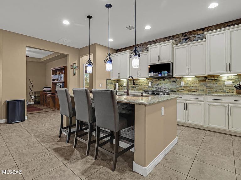 1390 E Stronghold Canyon Ln photo 4