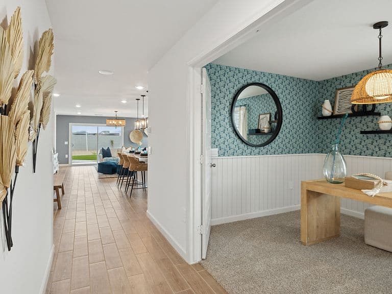26034 W Lynne Ln photo 4
