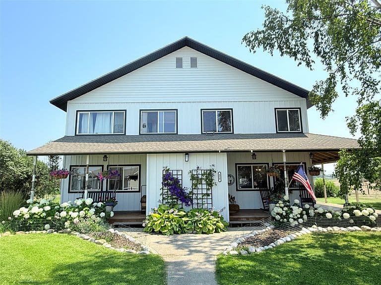 450 Brothers Way photo 1