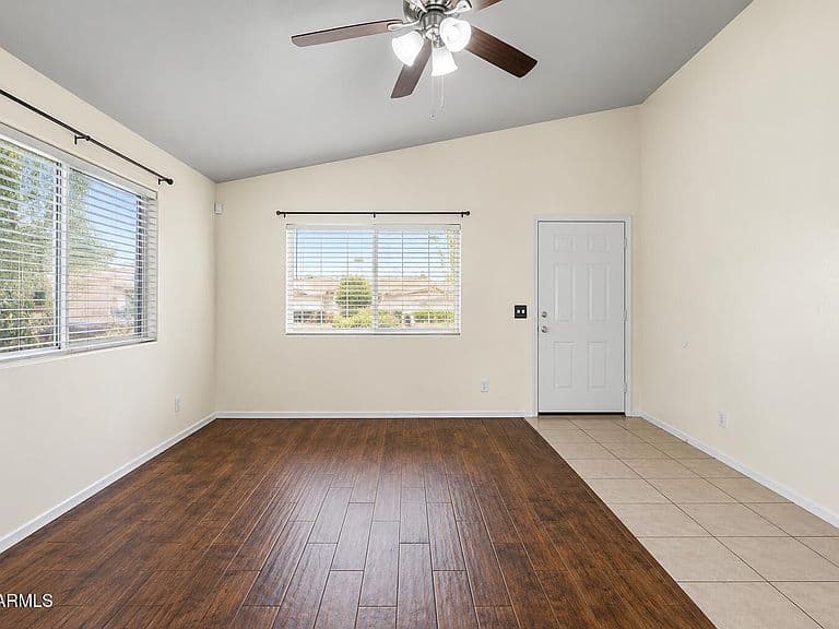 7414 W EUGIE Avenue photo 3