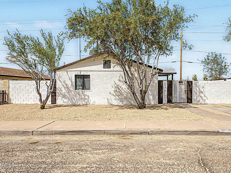 3646 W HADLEY Street photo 1