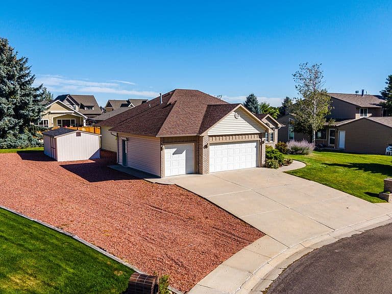 2035 Quail Ct photo 3