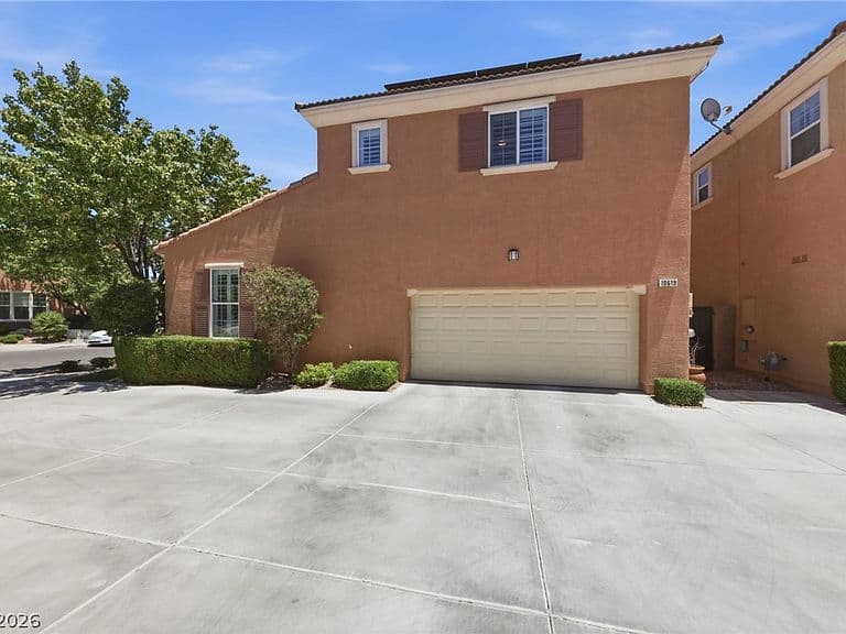 10619 Olympic Pine Dr photo 4