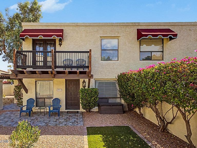 4902 E HAZEL Drive #1 photo 1
