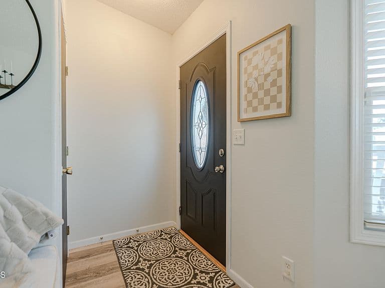 82 Weir Dr photo 5