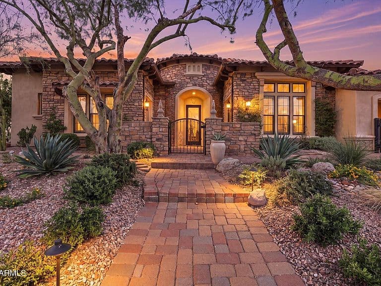 4223 N ARBOLES Circle photo 5