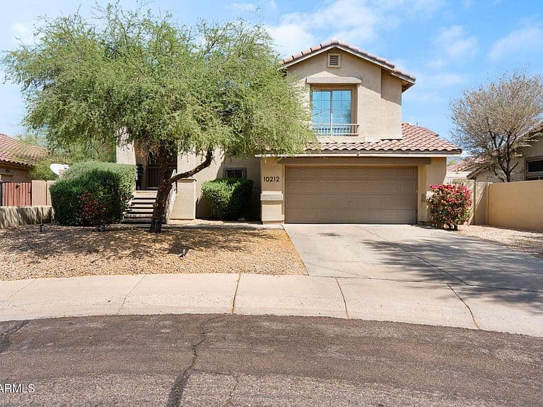 10212 E BETONY Drive photo 2
