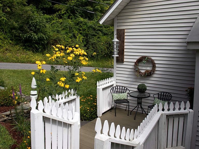 67 Pleasant Street photo 2