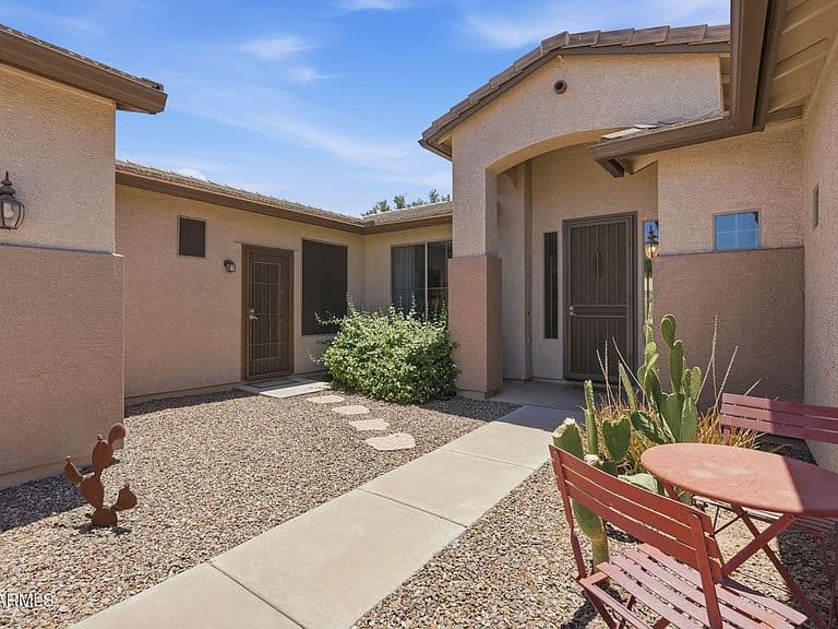 3133 E CANYON Way photo 4