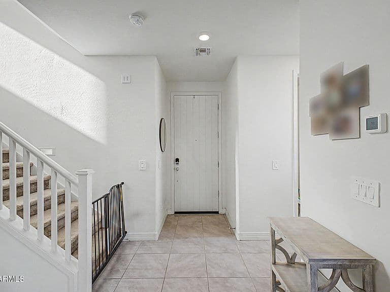 10035 E TRENT Avenue photo 4