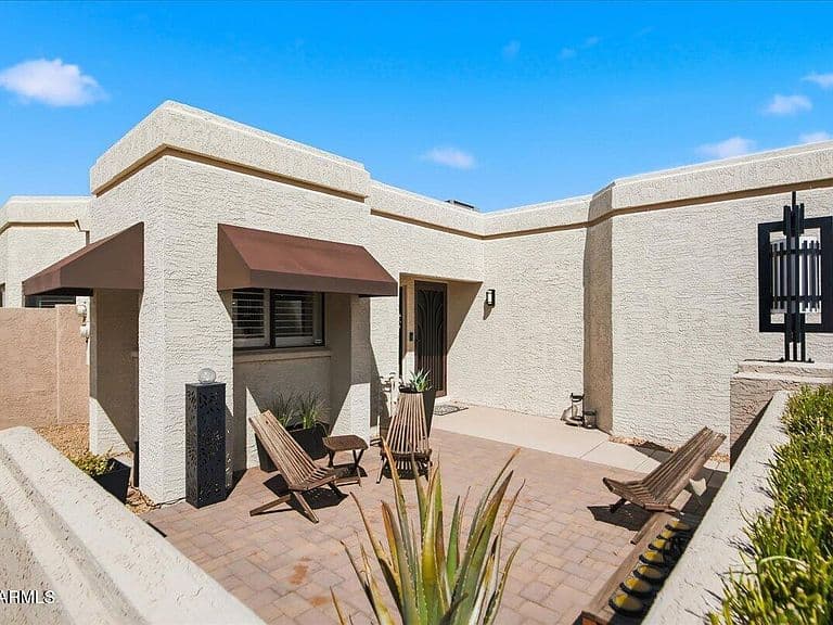 6608 E PHELPS Road E photo 3