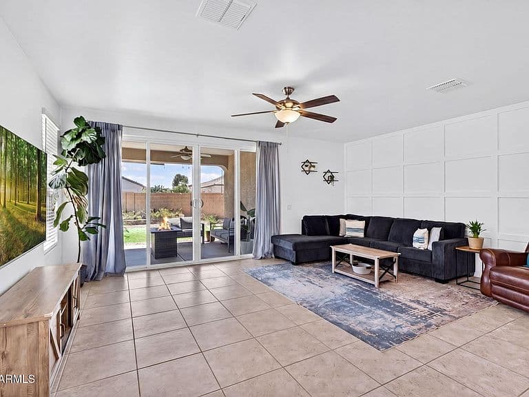 8481 W RUSHMORE Way photo 3