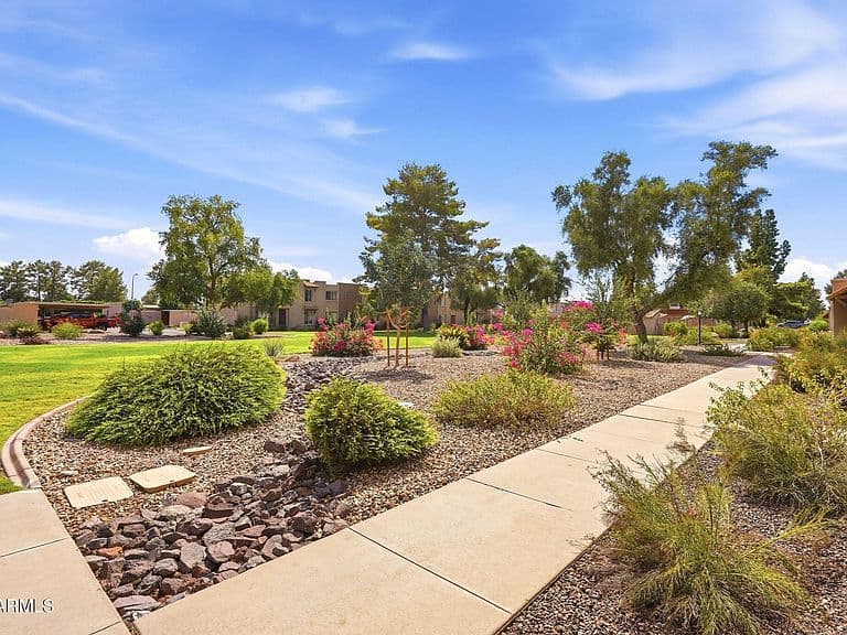 8392 E SOLANO Drive photo 3
