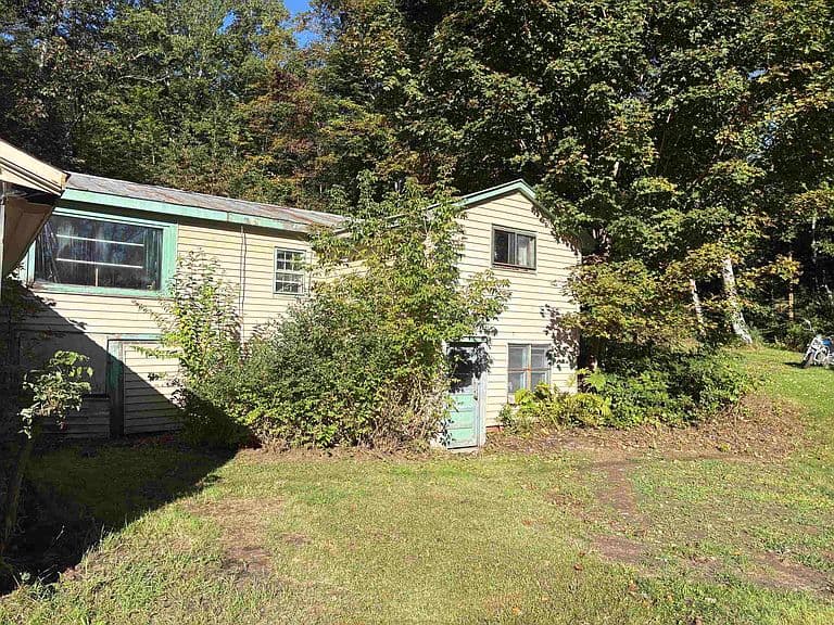 253 Quechee Road photo 1