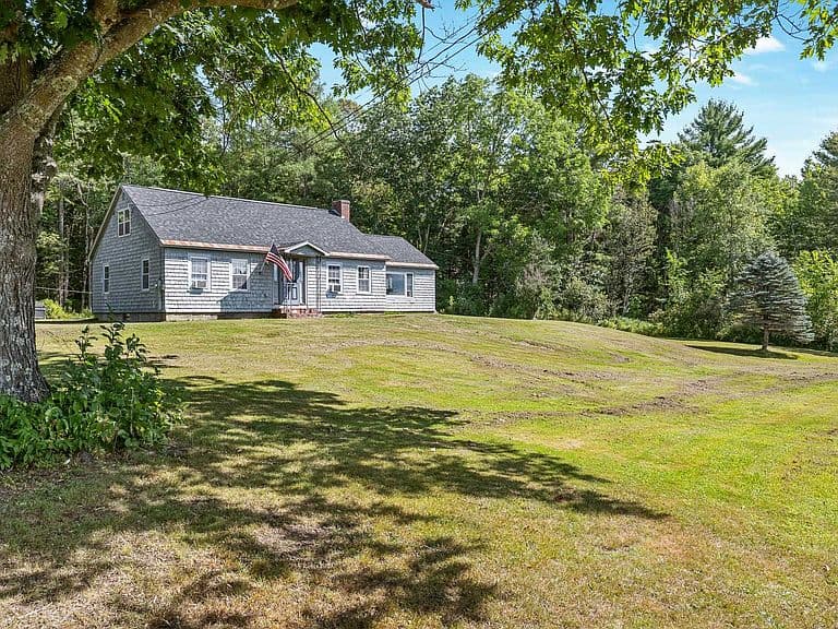 196 North Road photo 1