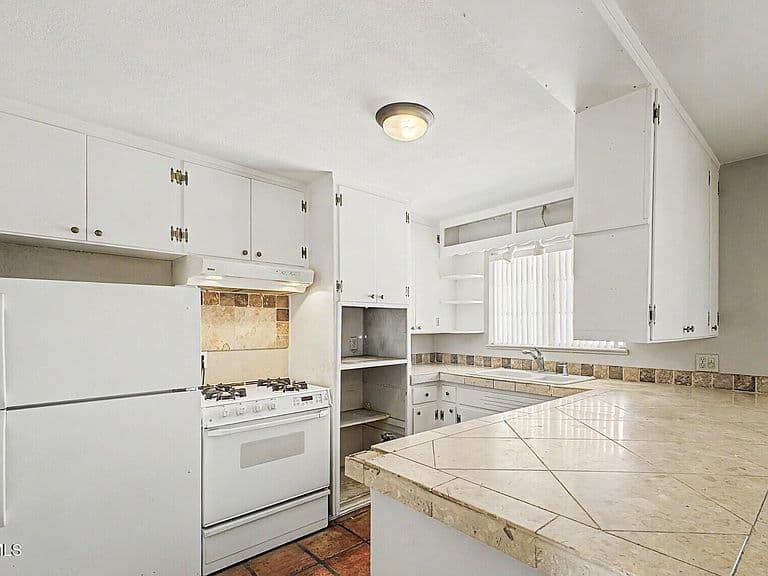 432 N ASH Street photo 2