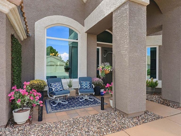 5441 E HELENA Drive photo 2