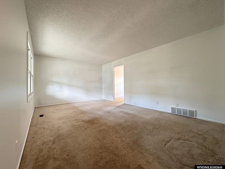 510 Lombard St photo 5