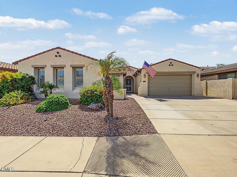 3861 E TONTO Place photo 2