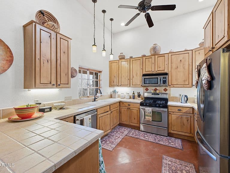 1006 E ANGEL BASIN Road photo 4